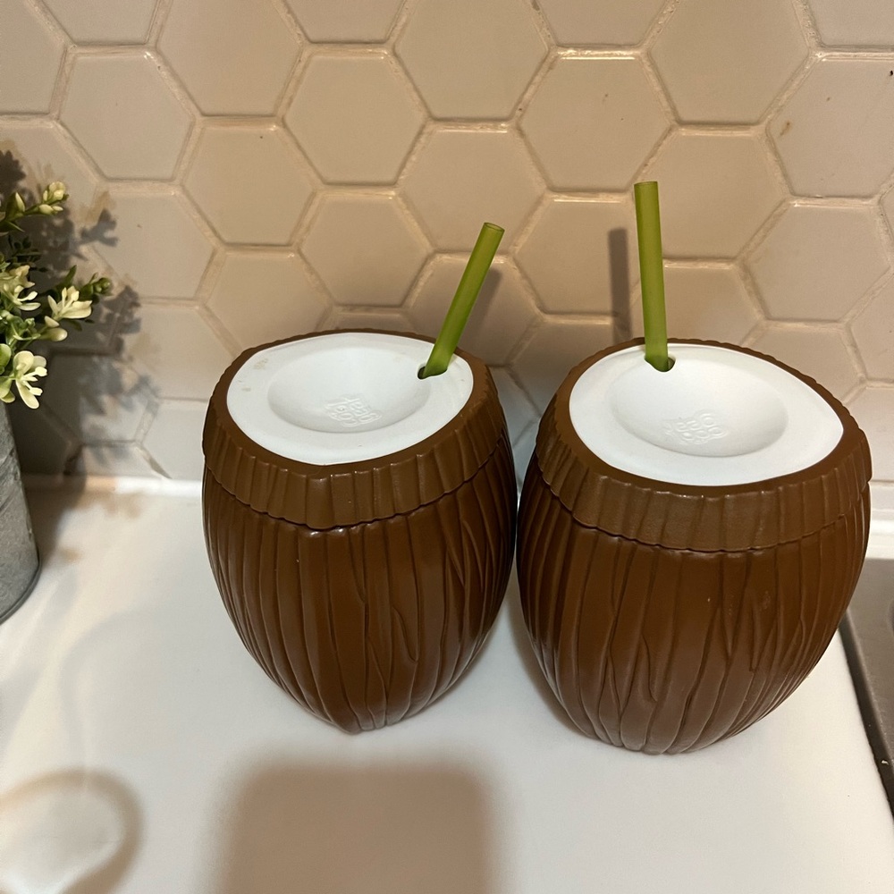 Serving drinks sets of two coconut cups
